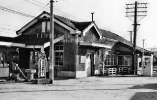 伊那松島駅の駅舎（箕輪町・昭和47年）